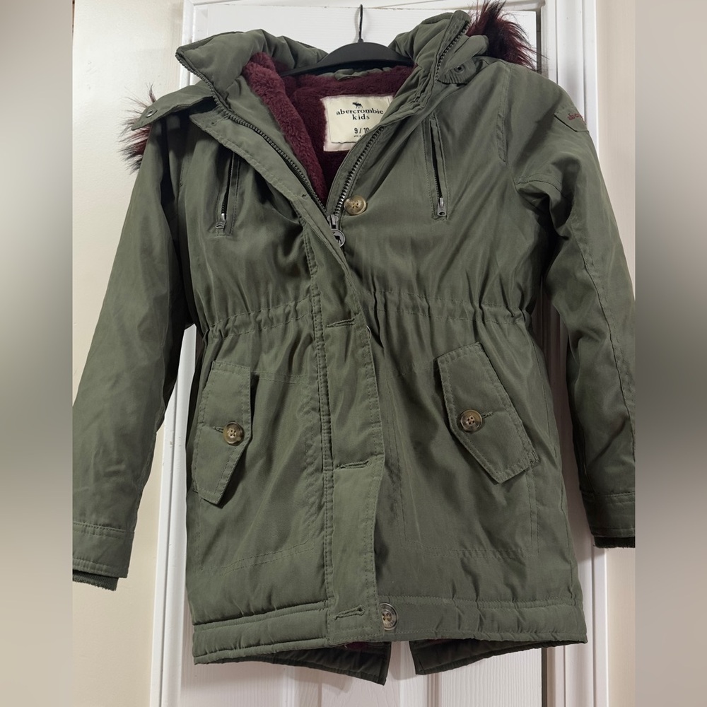 Girls Abercrombie & Fitch Kids Ultimate Parka Military Green Fur SZ9/10 (mix11)